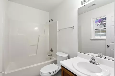 Bath - 208 Highgate Cir, Wake Forest, NC 27587 photo 1 of 4