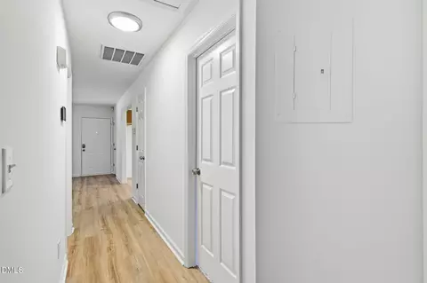 Entry Way - 208 Highgate Cir, Wake Forest, NC 27587 photo 2 of 3