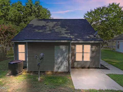 Exterior - 208 Highgate Cir, Wake Forest, NC 27587 photo 14 of 14