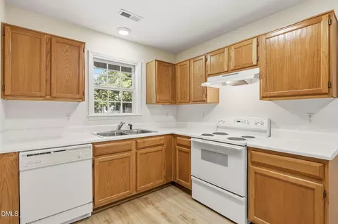 Kitchen - 208 Highgate Cir, Wake Forest, NC 27587 photo 1 of 3