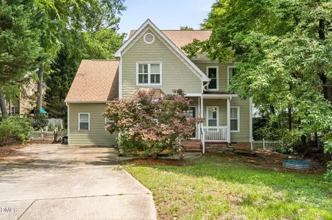2409 Dunbrook Ct, Raleigh, NC 27604
