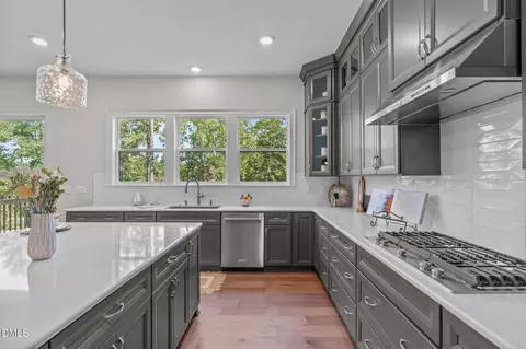 Kitchen - 1006 Overdrift Ln, Cary, NC 27519 photo 7 of 7
