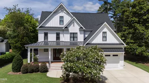 5021 Sandlewood Dr, Raleigh, NC 27609