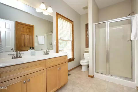 Bath - 4205 Millpoint Dr, Wake Forest, NC 27587 photo 3 of 5