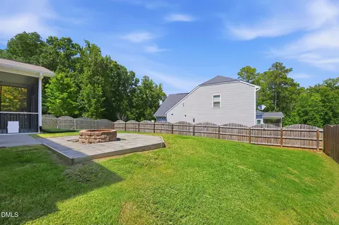 Exterior - 701 Poplar St, Durham, NC 27703 photo 11 of 12
