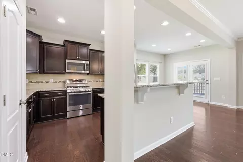 Entry Way - 701 Poplar St, Durham, NC 27703 photo 3 of 4