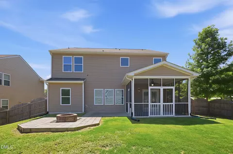 Exterior - 701 Poplar St, Durham, NC 27703 photo 8 of 12