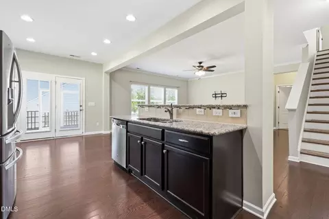 Entry Way - 701 Poplar St, Durham, NC 27703 photo 4 of 4