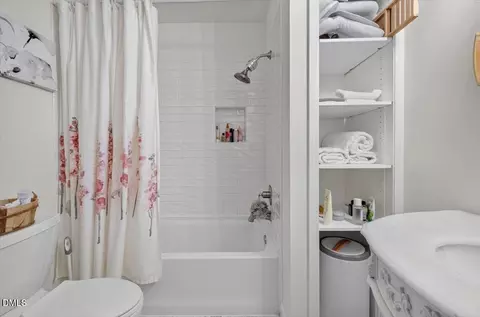 Bath - 5305 Oakbrook Dr, Durham, NC 27713 photo 8 of 9
