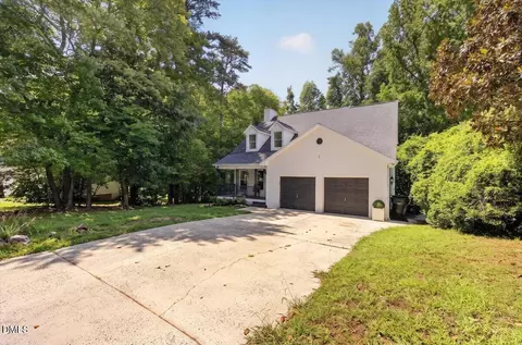 5305 Oakbrook Dr, Durham, NC 27713 photo 3