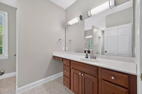 Bath - 3009 Damson Ct, Wake Forest, NC 27587 photo 2 of 10