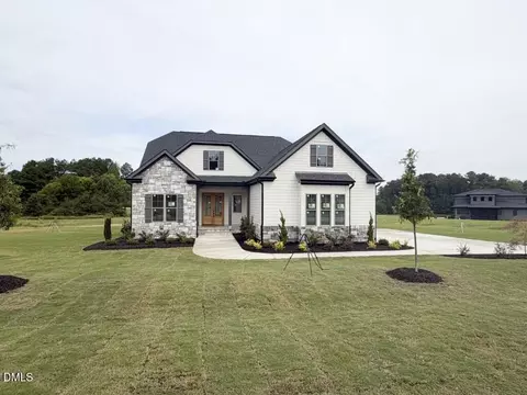 40 Wheatfield Ln, Louisburg, NC 27549