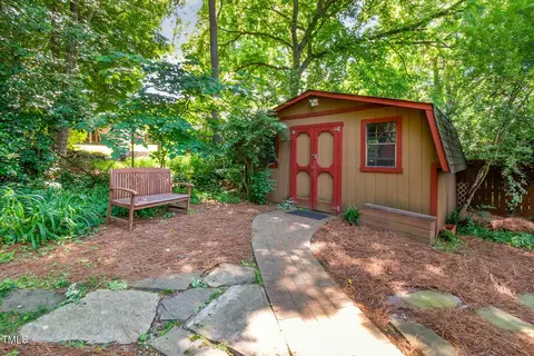 Exterior - 2711 Everett Ave, Raleigh, NC 27607 photo 36 of 59