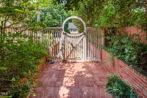 Exterior - 2711 Everett Ave, Raleigh, NC 27607 photo 17 of 59