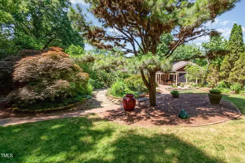 Exterior - 2711 Everett Ave, Raleigh, NC 27607 photo 41 of 59