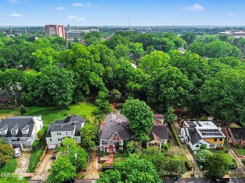 View/Area - 2711 Everett Ave, Raleigh, NC 27607 photo 1 of 4