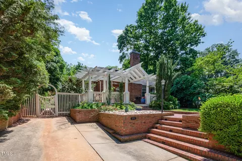 Exterior - 2711 Everett Ave, Raleigh, NC 27607 photo 4 of 59