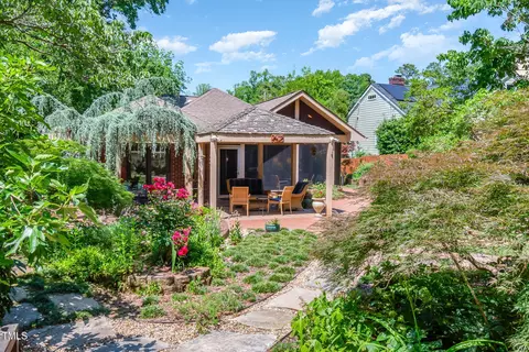 Exterior - 2711 Everett Ave, Raleigh, NC 27607 photo 34 of 59
