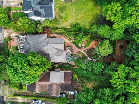 Exterior - 2711 Everett Ave, Raleigh, NC 27607 photo 56 of 59