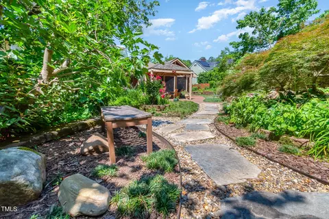 Exterior - 2711 Everett Ave, Raleigh, NC 27607 photo 33 of 59