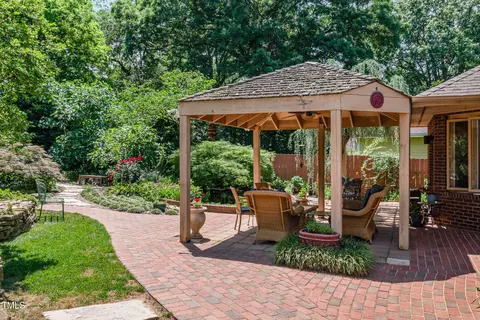 Exterior - 2711 Everett Ave, Raleigh, NC 27607 photo 19 of 59