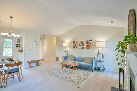 121 Weathersfield Dr, Durham, NC 27713