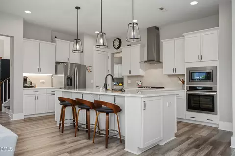 1173 Hodgson Ln, Fuquay Varina, NC 27526