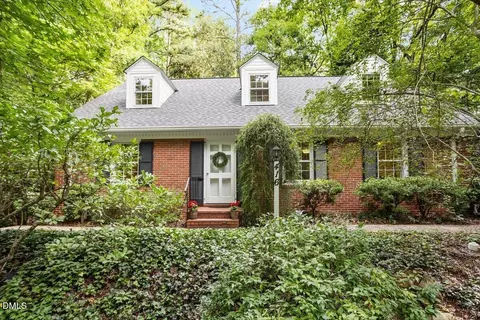 416 Brookside Dr, Chapel Hill, NC 27516