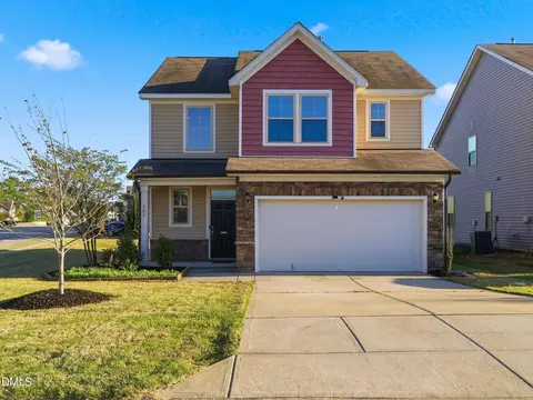 501 Carissa Ln, Zebulon, NC 27597