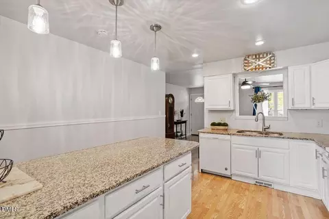 761 E Cardinal Dr, Fuquay Varina, NC 27526