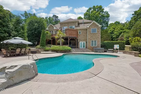 10912 Fitzwilliam St, Raleigh, NC 27614