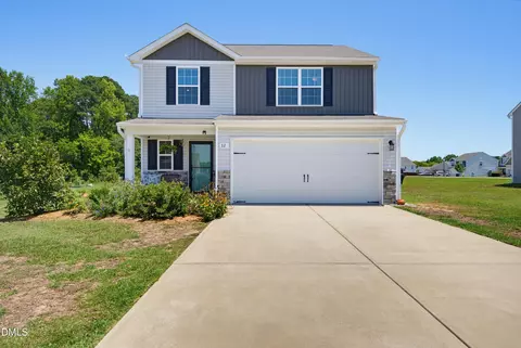 32 Tralee Ct, Fuquay Varina, NC 27526