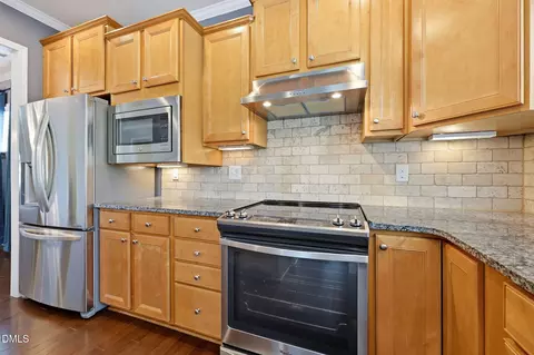 Kitchen - 103 Chambers Field Ct, Durham, NC 27703 photo 5 of 8