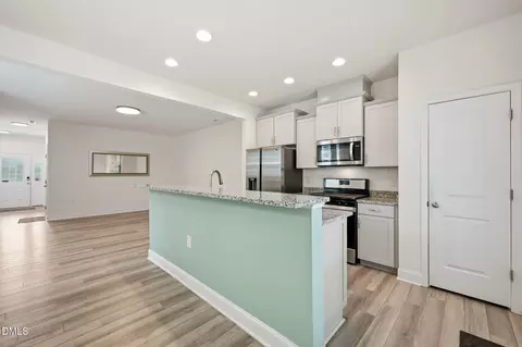 Kitchen - 1511 Scholar Dr, Durham, NC 27703 photo 3 of 4