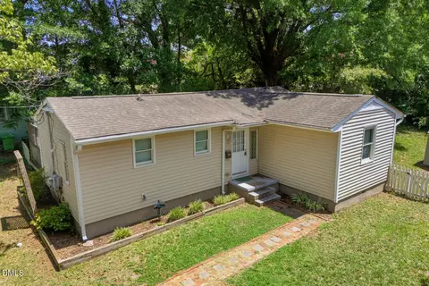 718 Penn Rd, Raleigh, NC 27604