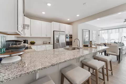 170 N White St #100, Wake Forest, NC 27587