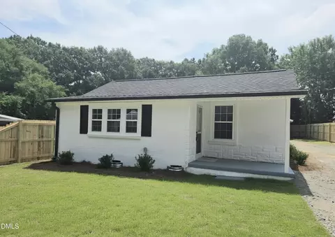 1330 Pollard Ave, Burlington, NC 27217