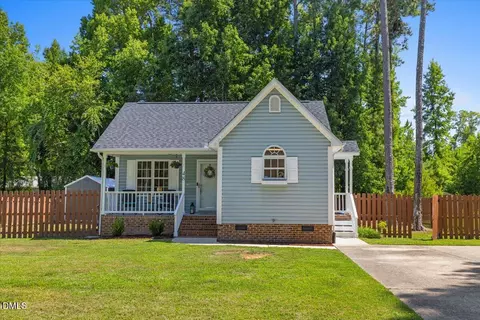 48 Hunters Way, Angier, NC 27501