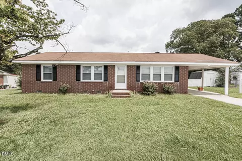 5233 Sharon Acres Rd, Elm City, NC 27822