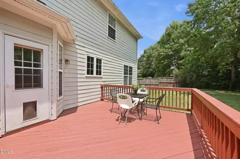 Exterior - 5 Bobcat Ct, Durham, NC 27713 photo 10 of 16