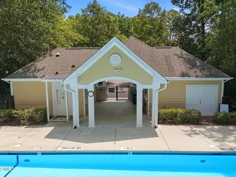 Exterior - 5 Bobcat Ct, Durham, NC 27713 photo 15 of 16