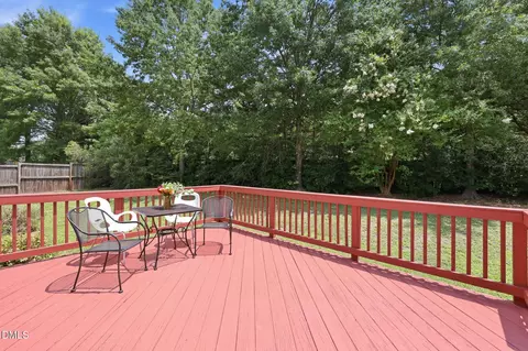 Exterior - 5 Bobcat Ct, Durham, NC 27713 photo 12 of 16