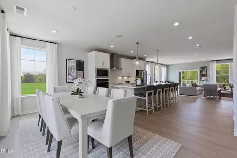 170 N White St #200, Wake Forest, NC 27587