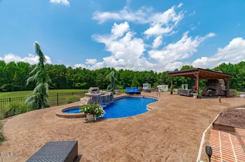Exterior - 387 Old Stage Rd, Willow Spring, NC 27592 photo 7 of 14