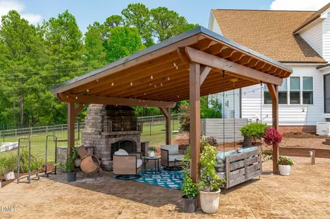 Exterior - 387 Old Stage Rd, Willow Spring, NC 27592 photo 8 of 14