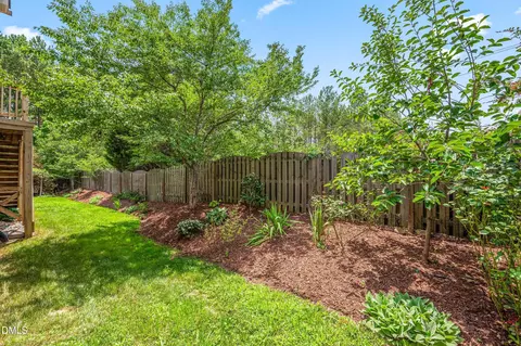 Exterior - 6 Colbury Ct, Durham, NC 27713 photo 6 of 9