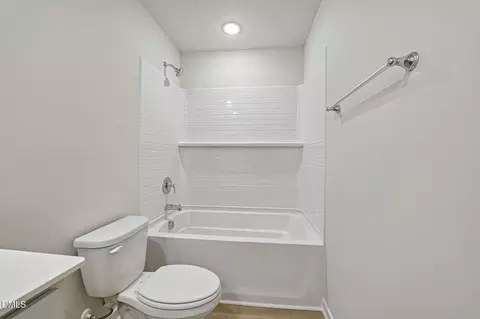 Bath - 1417 Hatteras Rd, Durham, NC 27703 photo 3 of 3
