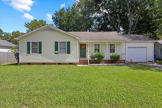 5005 Whisper Ct, Raleigh, NC 27616