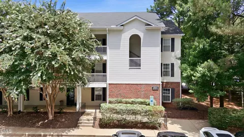 1801 Trailwood Heights Ln, Raleigh, NC 27603