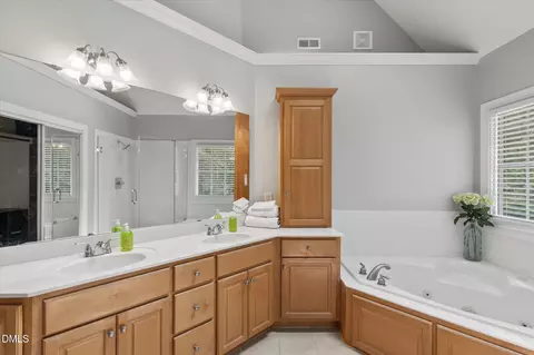 Bath - 8709 Ormand Way, Wake Forest, NC 27587 photo 4 of 5